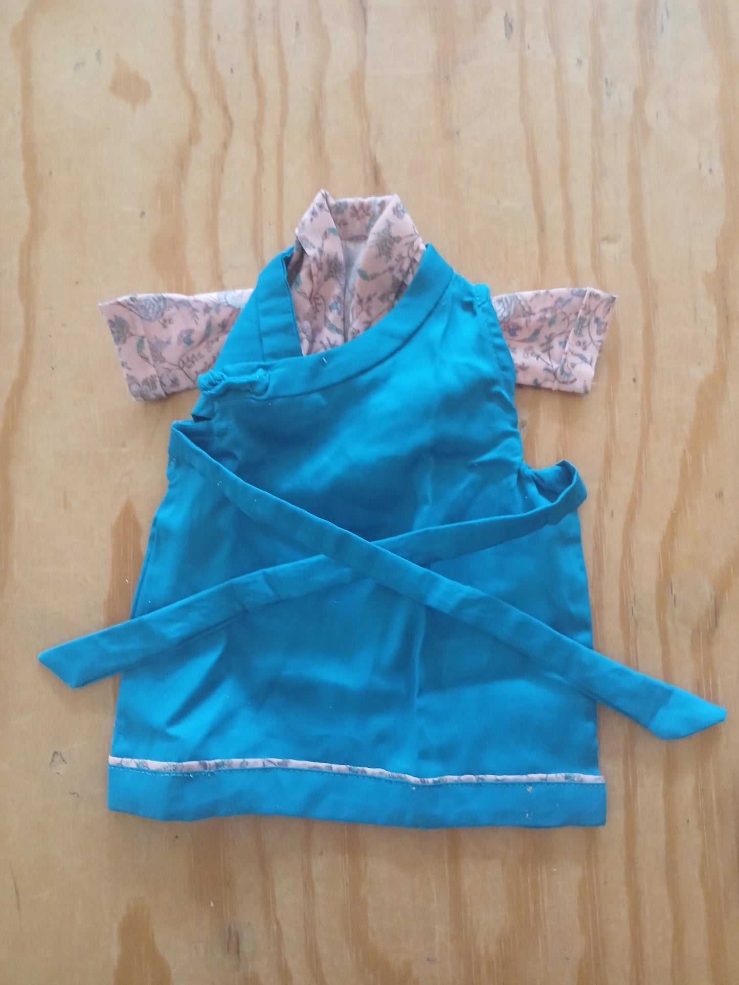 Habit Poupée 28cm Chemise et Chupa